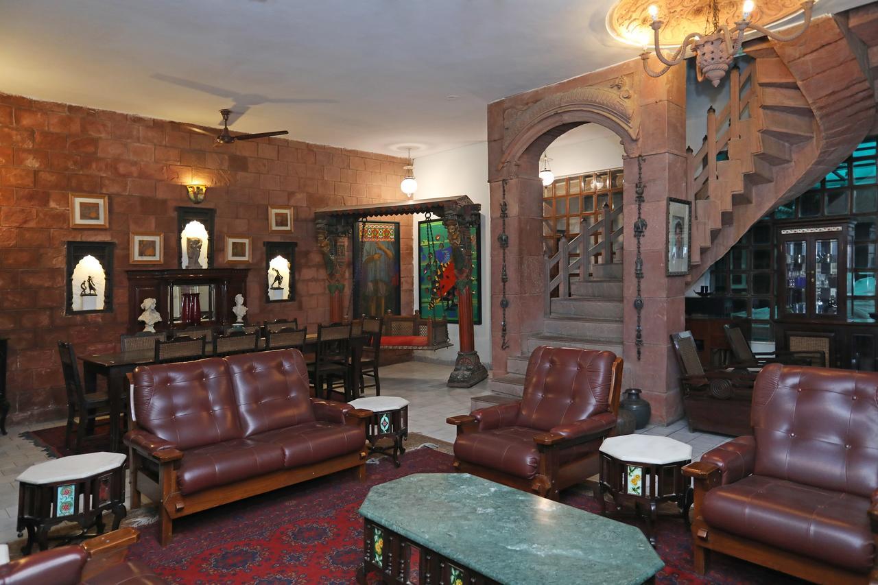 نويدا Oyo 1427 Hotel Malhar Haveli المظهر الخارجي الصورة