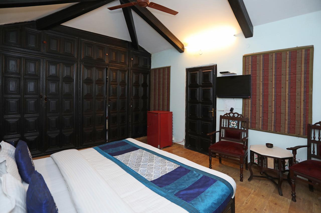نويدا Oyo 1427 Hotel Malhar Haveli المظهر الخارجي الصورة