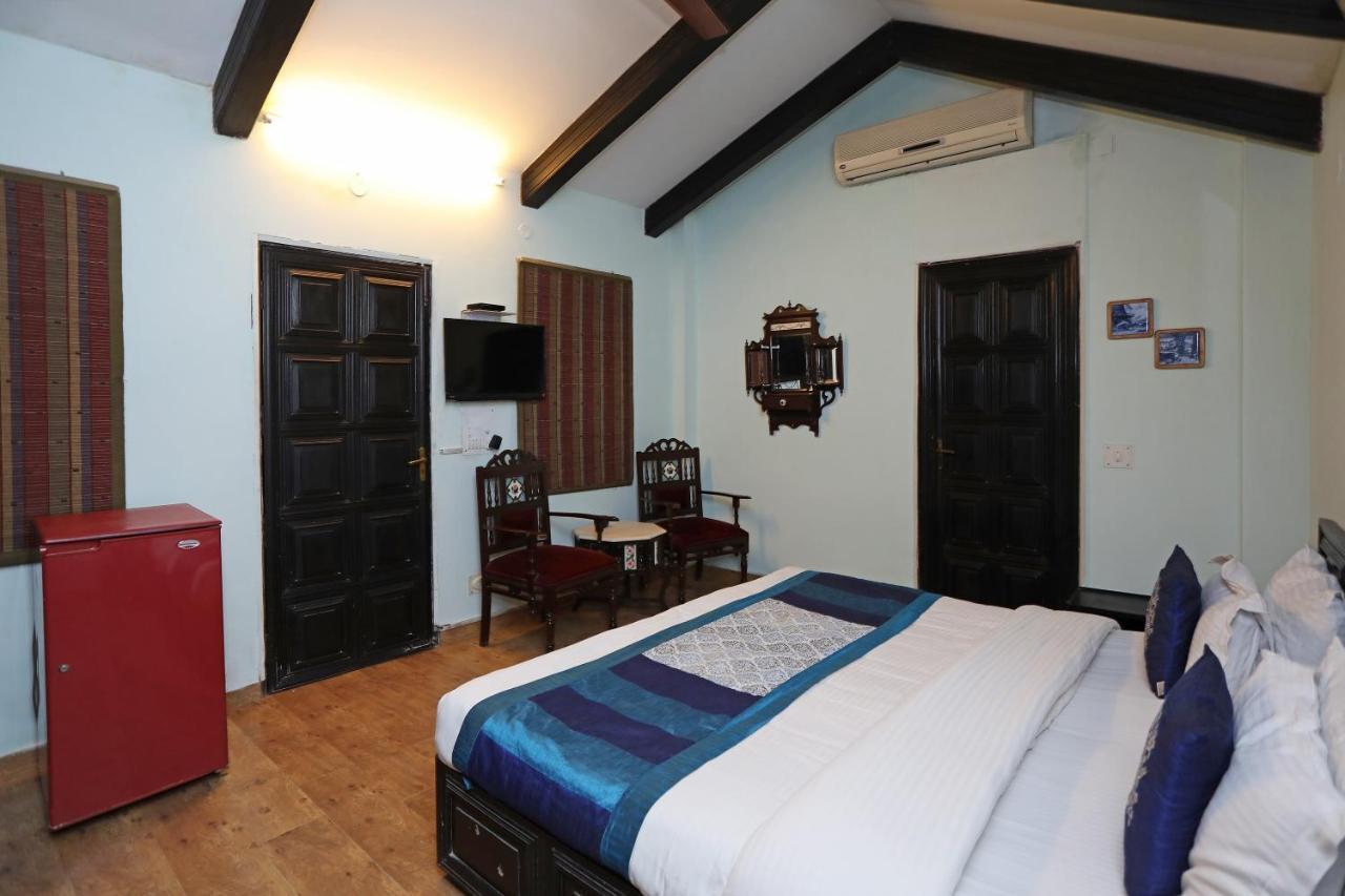 نويدا Oyo 1427 Hotel Malhar Haveli المظهر الخارجي الصورة